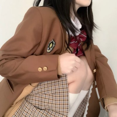 春色满园关不住 海报
